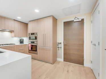 308 2707 Library Lane, North Vancouver, BC, North vancouver — Apartment/Condo for sale