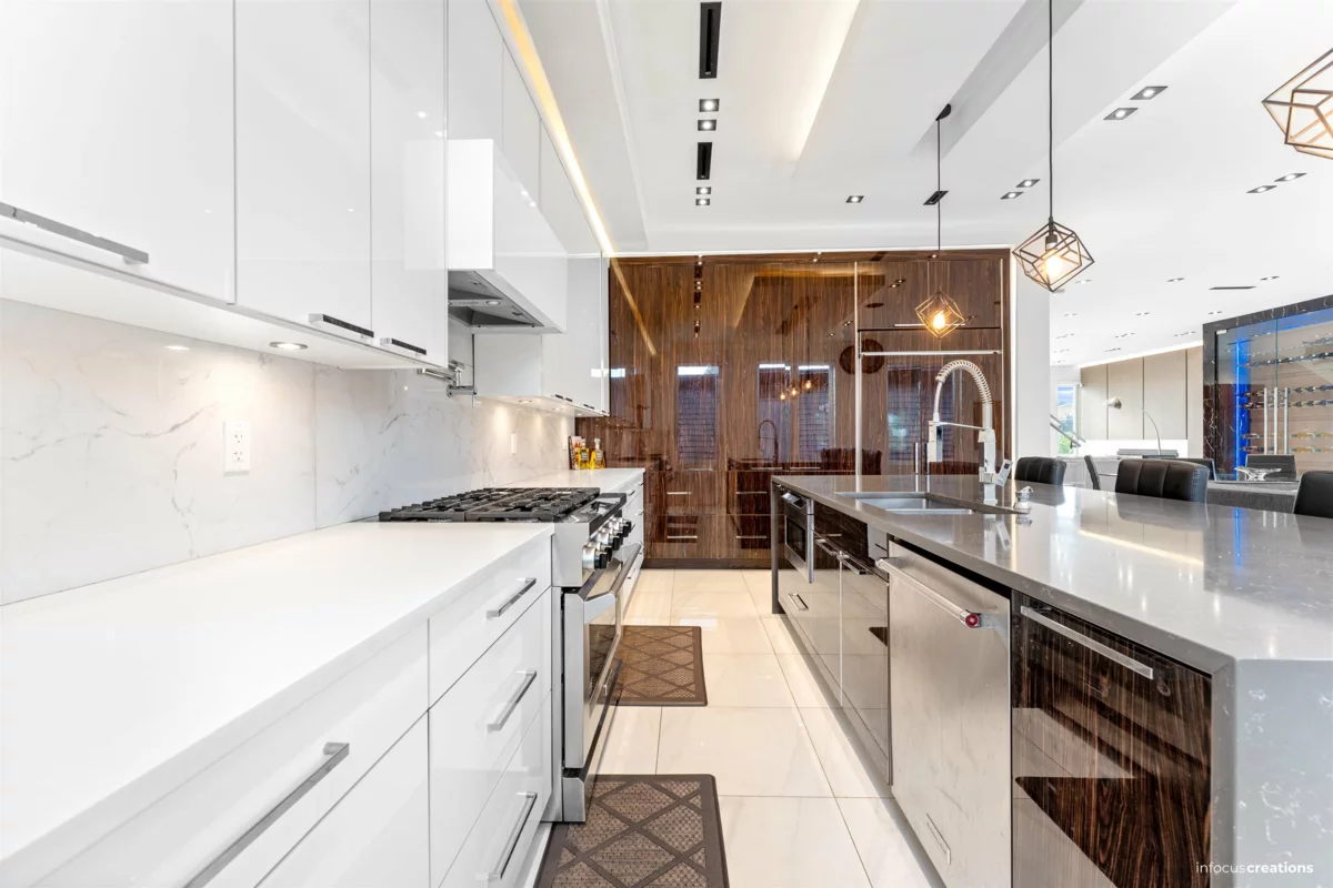 Breakfast Nook Photo of 10078 Mary Drive, Surrey, BC