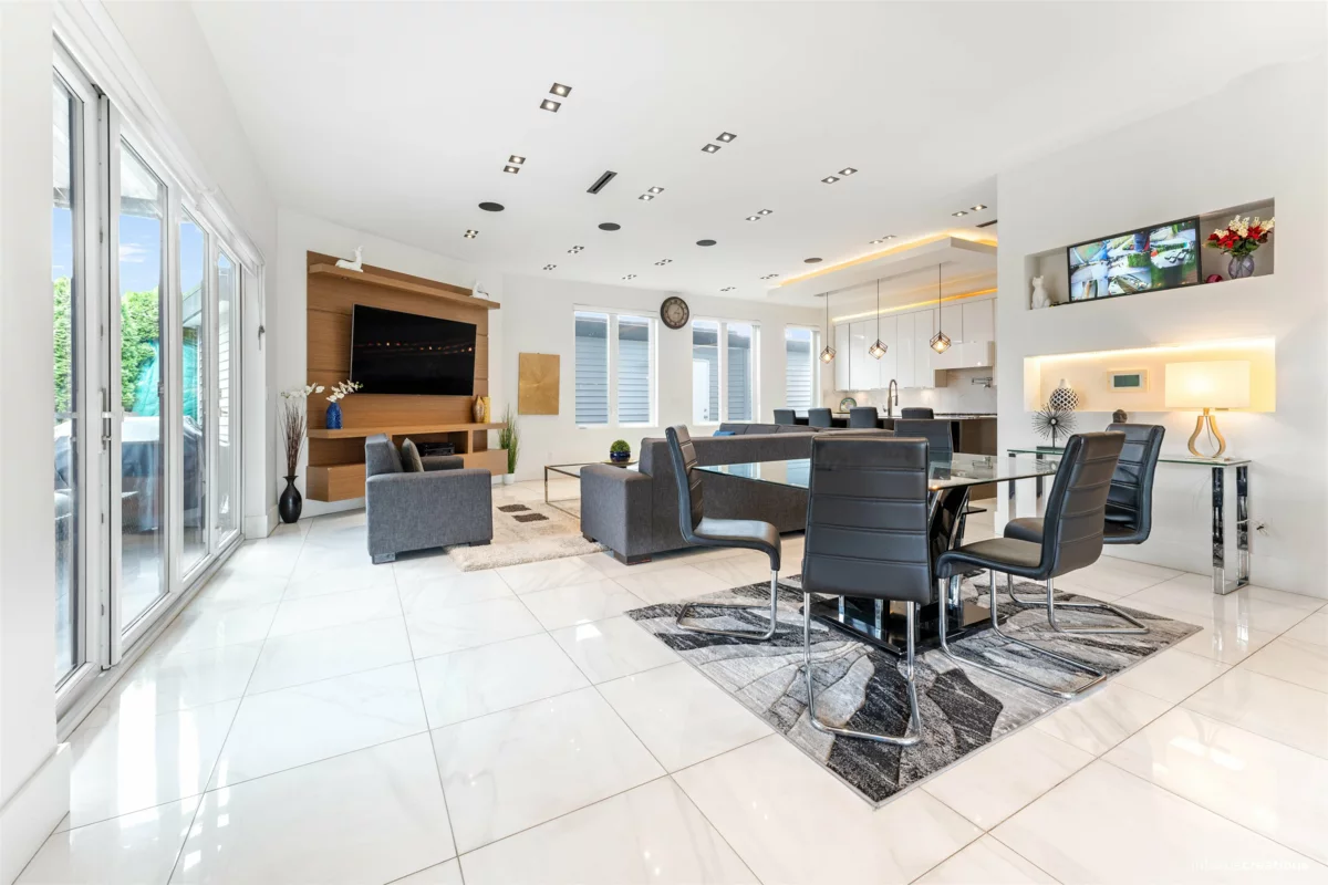 Walk-In Closet Photo of 10078 Mary Drive, Surrey, BC