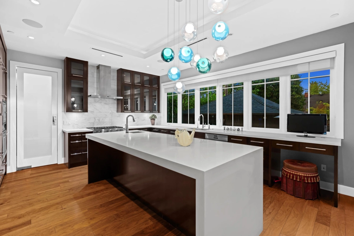 Kitchen Photo of 5390 Elm Street, Vancouver, BC