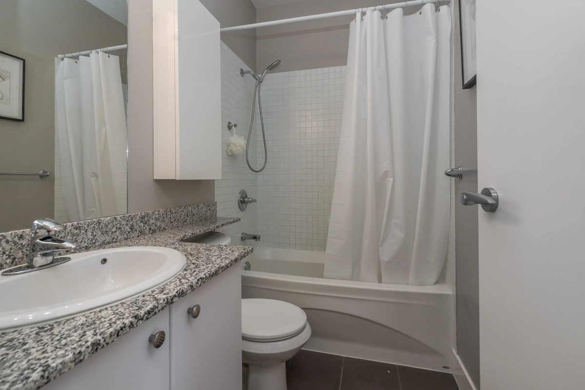 Bedroom 2 Photo of 409 20238 Fraser Highway, Langley, BC