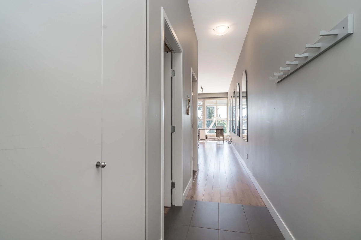 Primary Bedroom Photo of 409 20238 Fraser Highway, Langley, BC