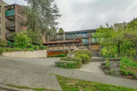 104 9857 Manchester Drive, Burnaby, BC