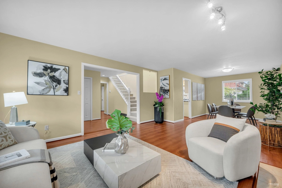 Kitchen Photo of 1830 Walnut Crescent, Coquitlam, BC