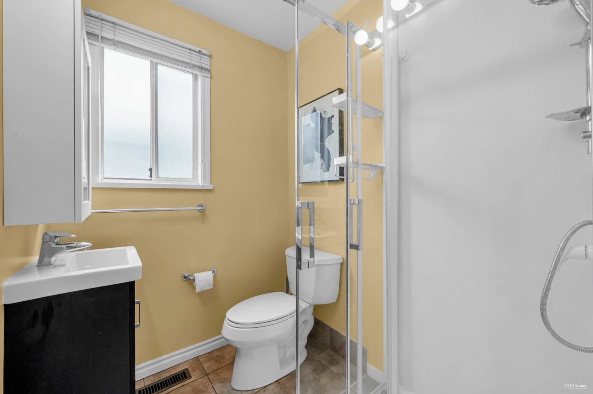 Loft / Bonus Room Photo of 1830 Walnut Crescent, Coquitlam, BC