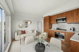 406 2550 Garden Drive, Vancouver, BC