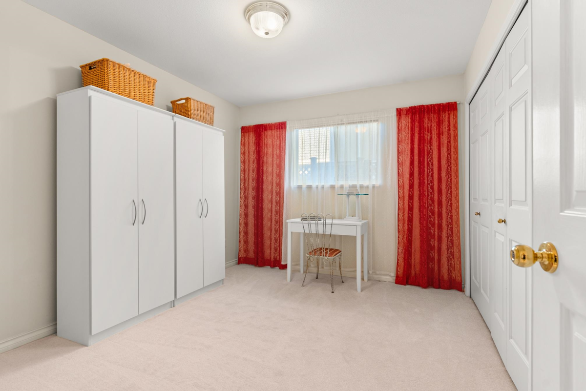 Front Yard Photo of 8140 Robinson Road, Richmond, BC