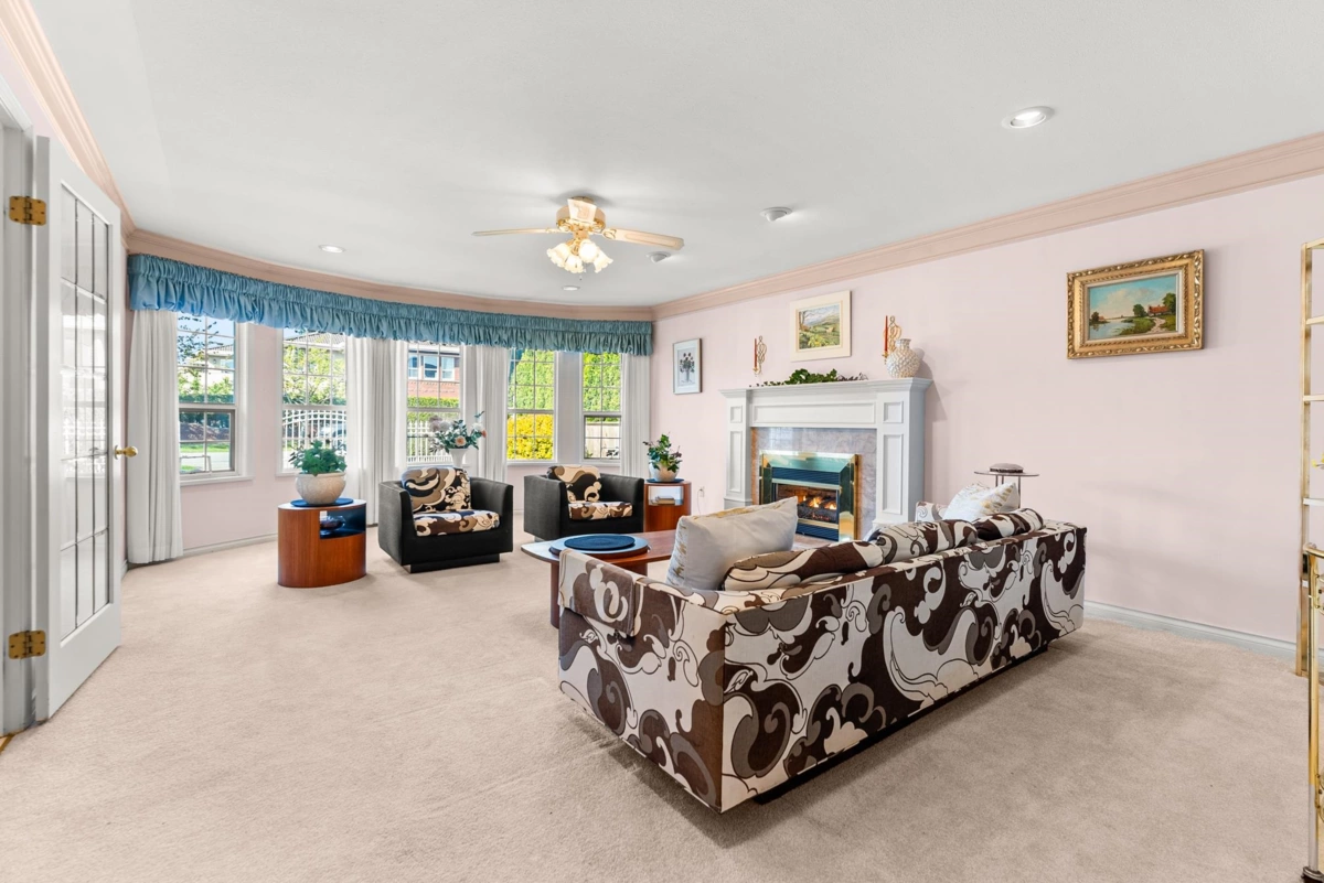 Kitchen Photo of 8140 Robinson Road, Richmond, BC
