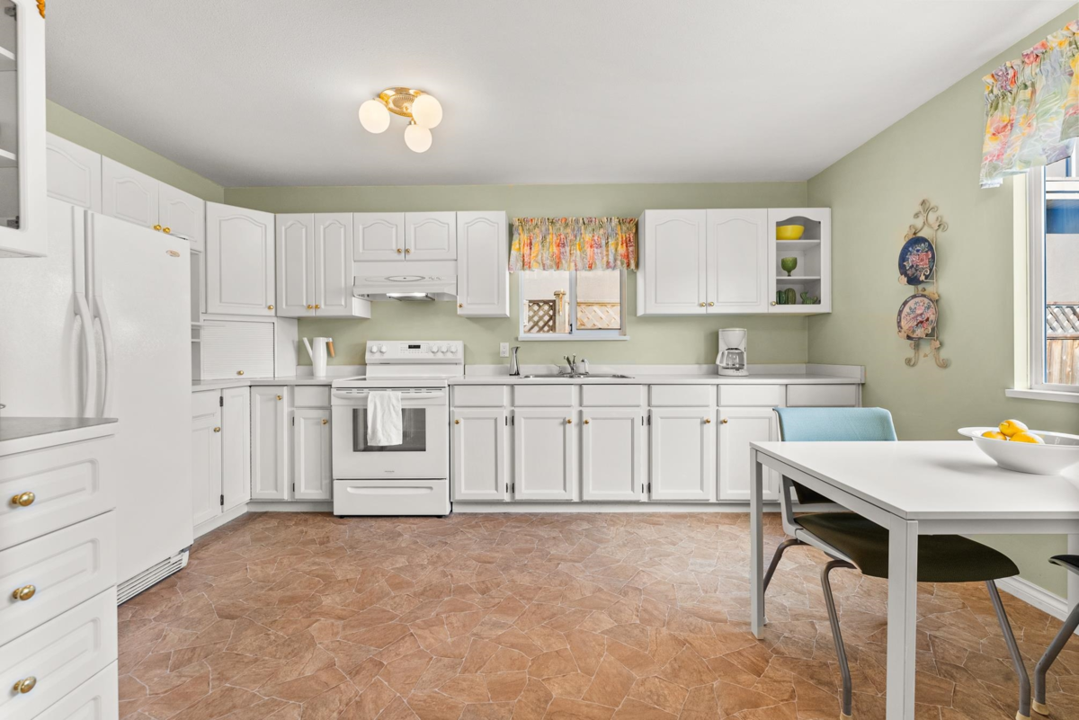 Primary Bedroom Photo of 8140 Robinson Road, Richmond, BC