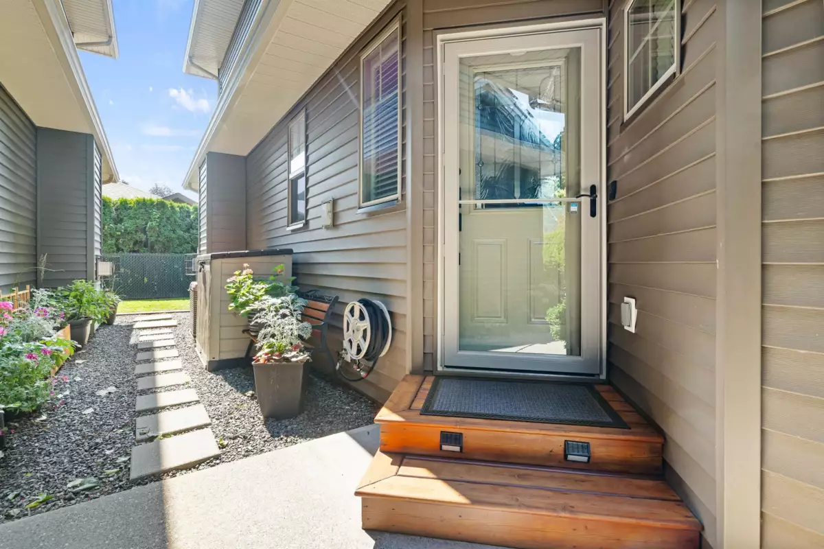 Living Room Photo of 14 1854 Heath Road, Agassiz, BC