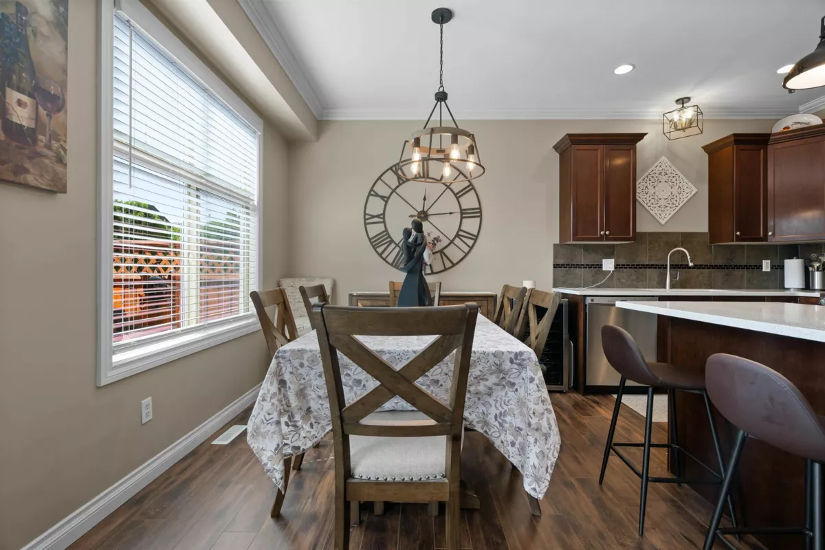 Walk-In Closet Photo of 14 1854 Heath Road, Agassiz, BC