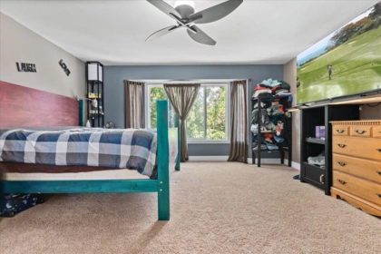 Hallway Photo of 45921 Verbena Drive, Chilliwack, BC