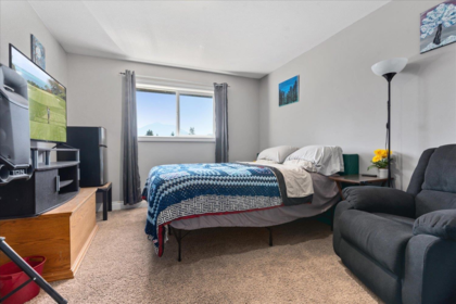 Laundry Room Photo of 45921 Verbena Drive, Chilliwack, BC