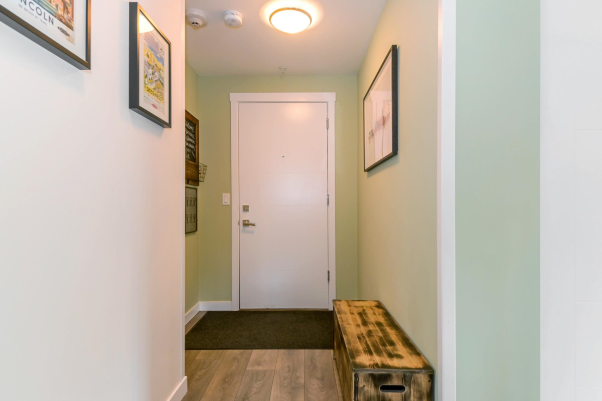 Family Room Photo of 410 2242 Whatcom Road, Abbotsford, BC