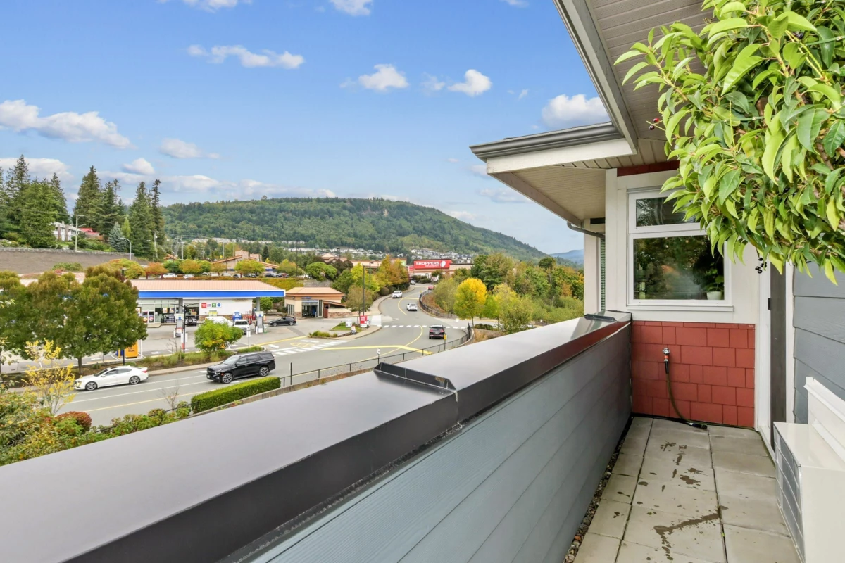 Powder Room Photo of 410 2242 Whatcom Road, Abbotsford, BC