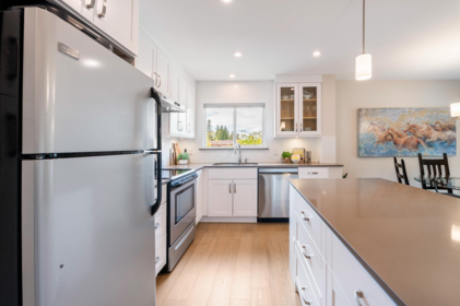 305 1390 Martin Street, White Rock, BC, White Rock — Apartment/Condo for sale