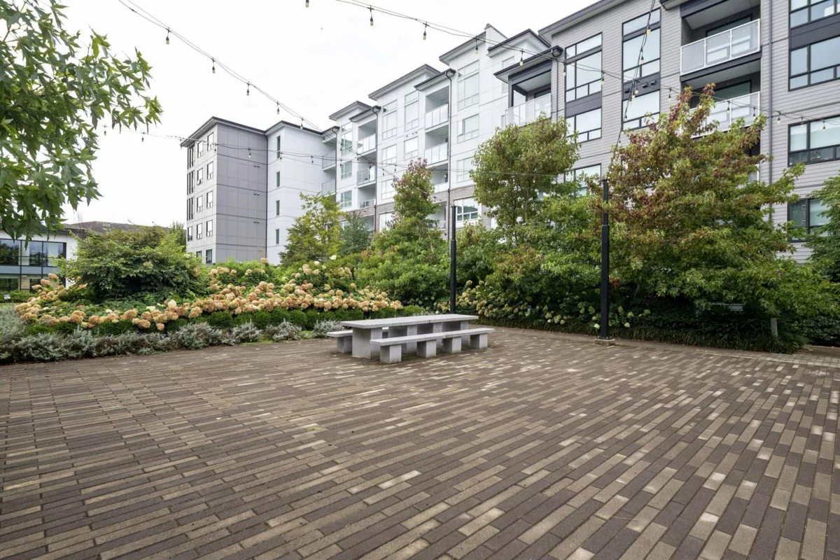 Front Yard Photo of 326 9213 Odlin Road, Richmond, BC