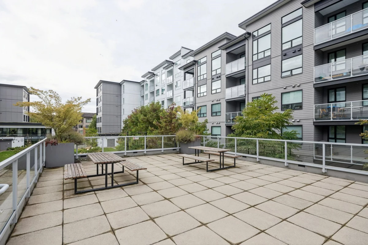 Garden / Landscaping Photo of 326 9213 Odlin Road, Richmond, BC