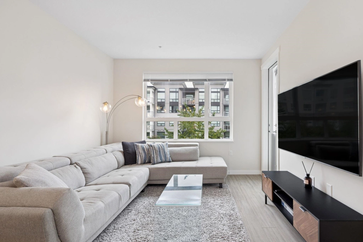 Kitchen Photo of 326 9213 Odlin Road, Richmond, BC