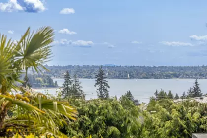 1752 Ottawa Place, West Vancouver, BC, West Vancouver — Single Family Residence for sale
