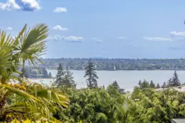 1752 Ottawa Place, West Vancouver, BC