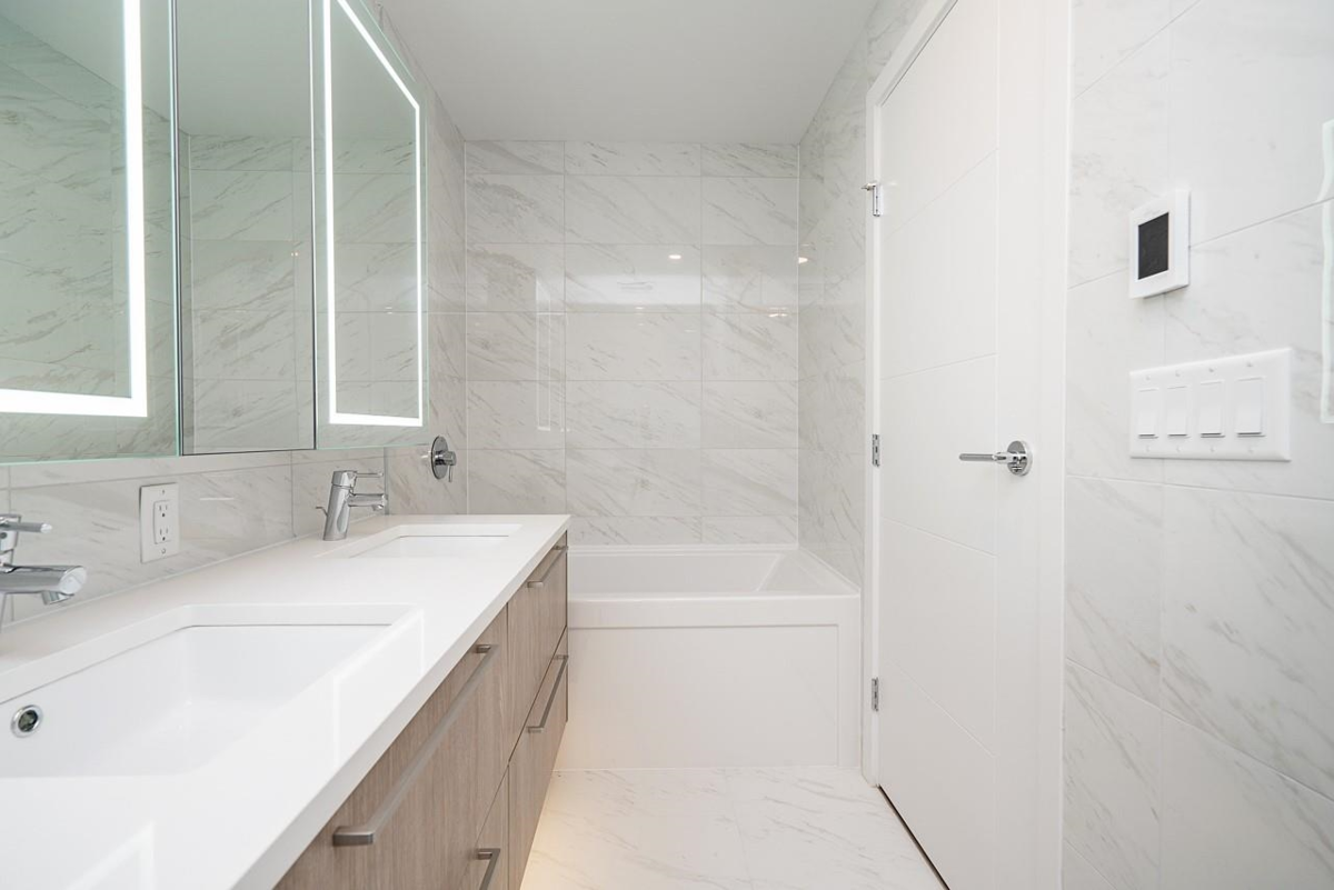 Entry Foyer Photo of 303 6398 Silver Avenue, Burnaby, BC