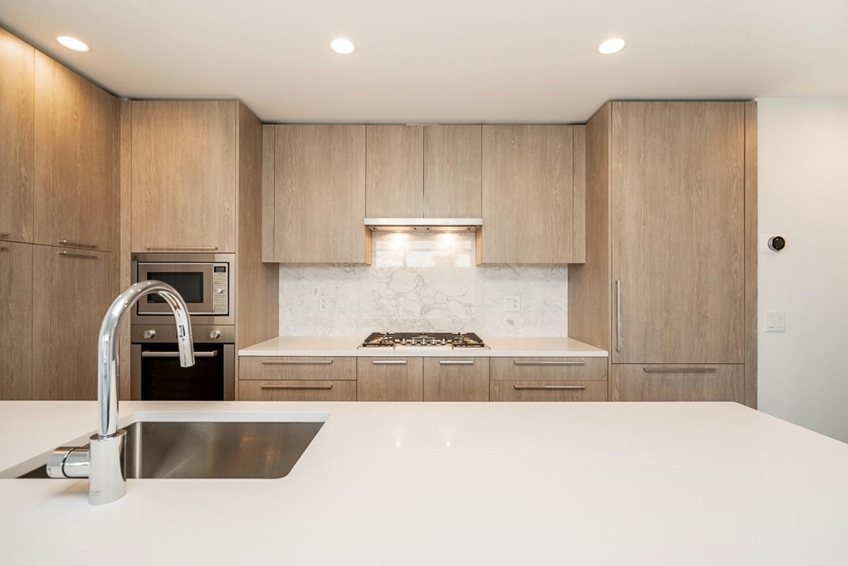 Kitchen Photo of 303 6398 Silver Avenue, Burnaby, BC