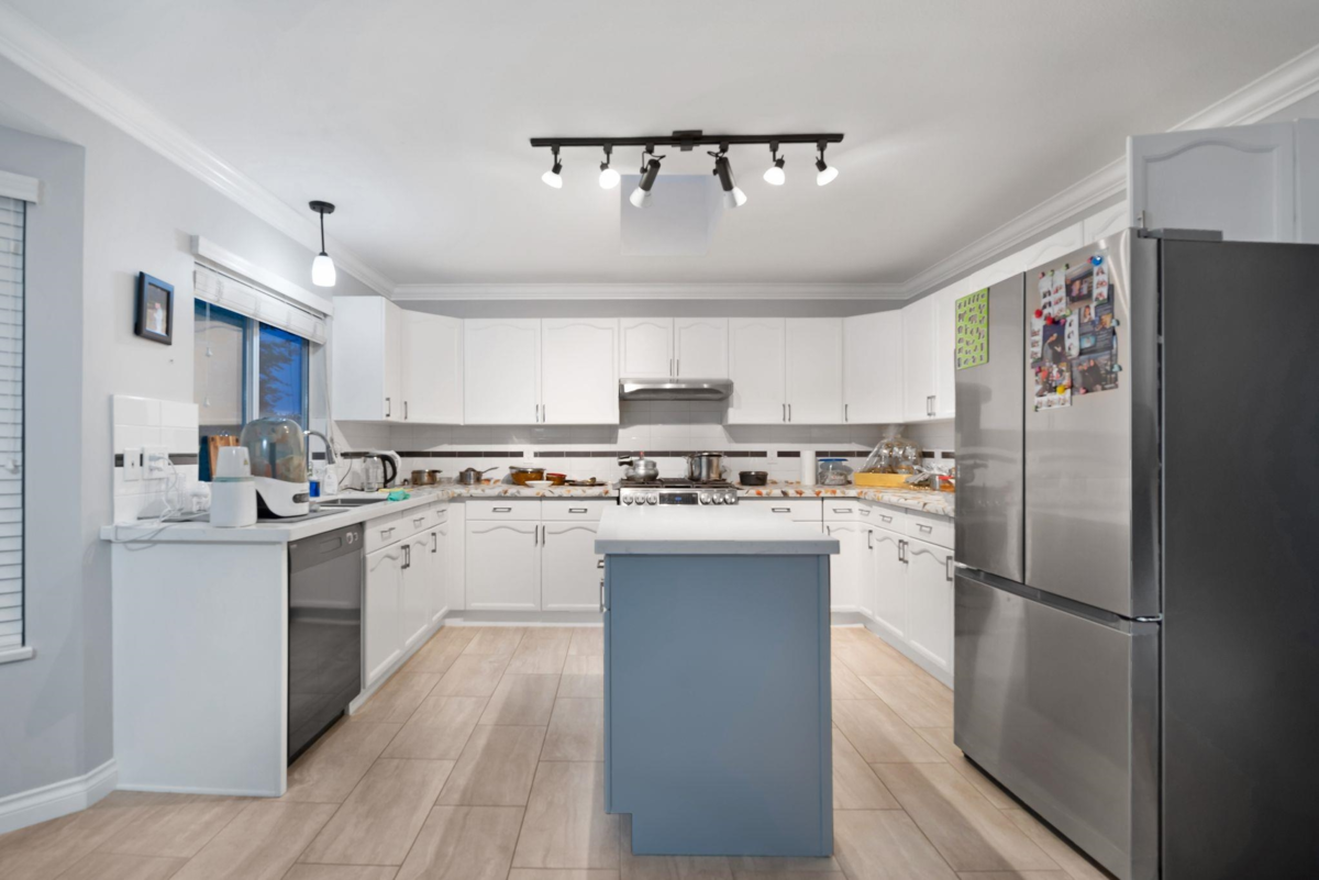 Dining Area Photo of 11458 90 Avenue, Delta, BC