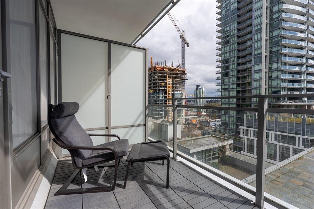 Bedroom 2 Photo of 809 2008 Rosser Avenue, Burnaby, BC