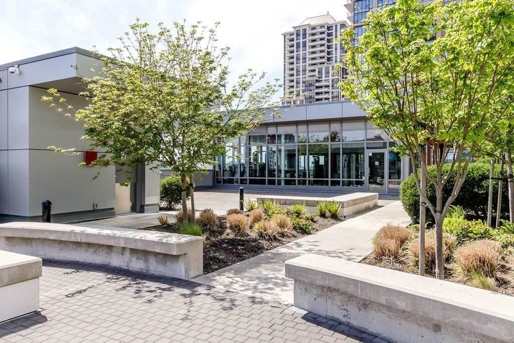 Mudroom Photo of 809 2008 Rosser Avenue, Burnaby, BC