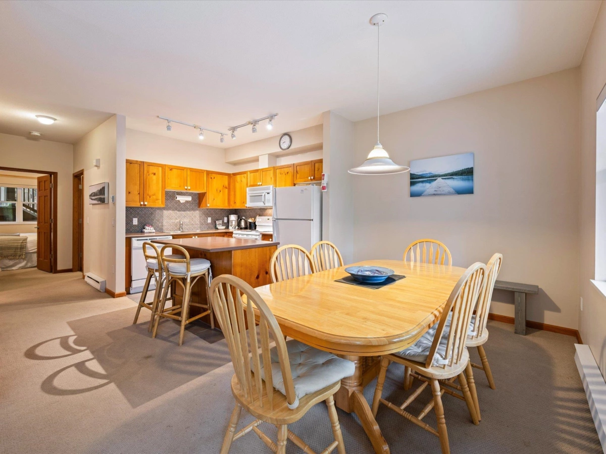 Breakfast Nook Photo of 203 3300 Ptarmigan Place, Whistler, BC