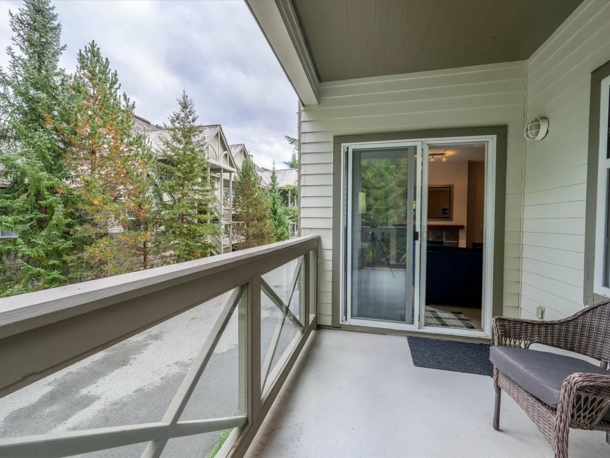 Kitchen Photo of 203 3300 Ptarmigan Place, Whistler, BC
