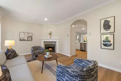 5 119 E 6th Street, North Vancouver, BC, North Vancouver — Townhouse for sale