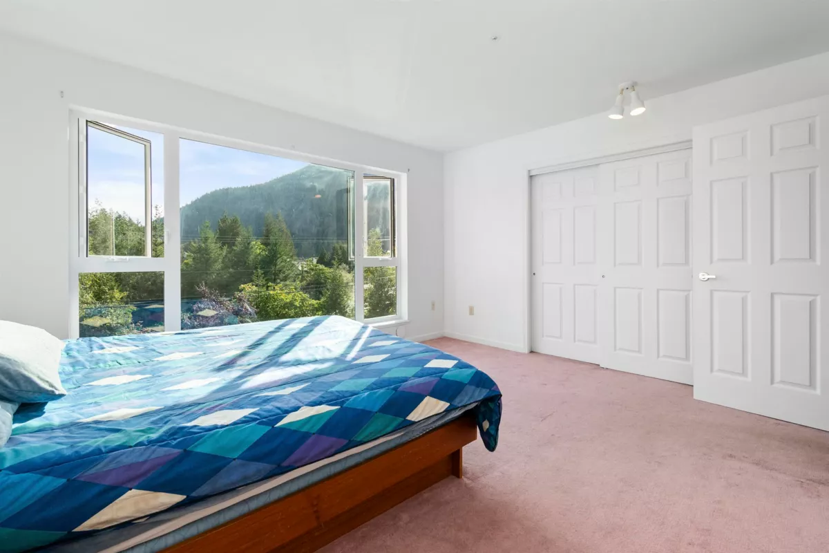 Backyard Photo of 317 378 Esplanade Avenue, Harrison Hot Springs, BC