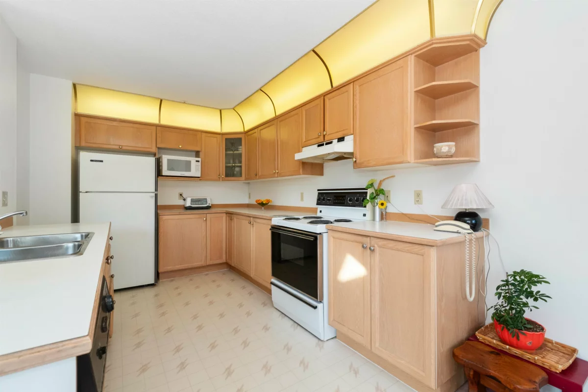 Primary Bedroom Photo of 317 378 Esplanade Avenue, Harrison Hot Springs, BC