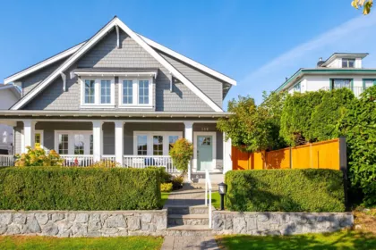 308 E 9th Street, North Vancouver, BC, North Vancouver — Half Duplex for sale