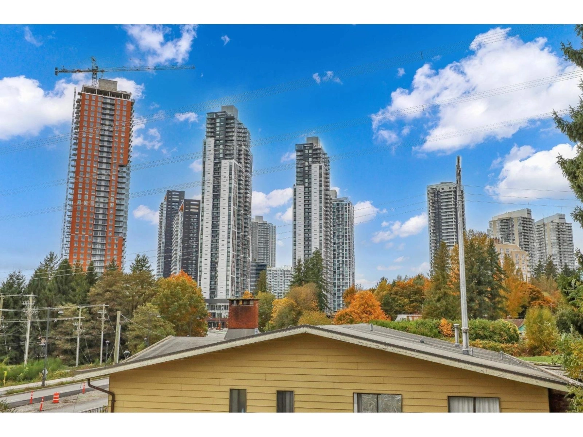 Kitchen Island Photo of 113 13897 Fraser Highway, Surrey, BC