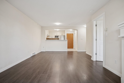 Dining Area Photo of 1215 5115 Garden City Road, Richmond, BC