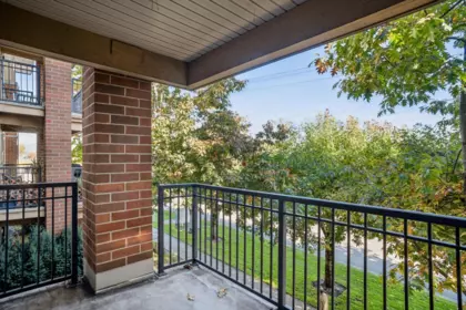 Staircase Photo of 1215 5115 Garden City Road, Richmond, BC