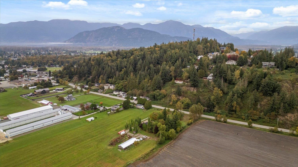 Bedroom 3 Photo of 47165 Yale Road, Chilliwack, BC