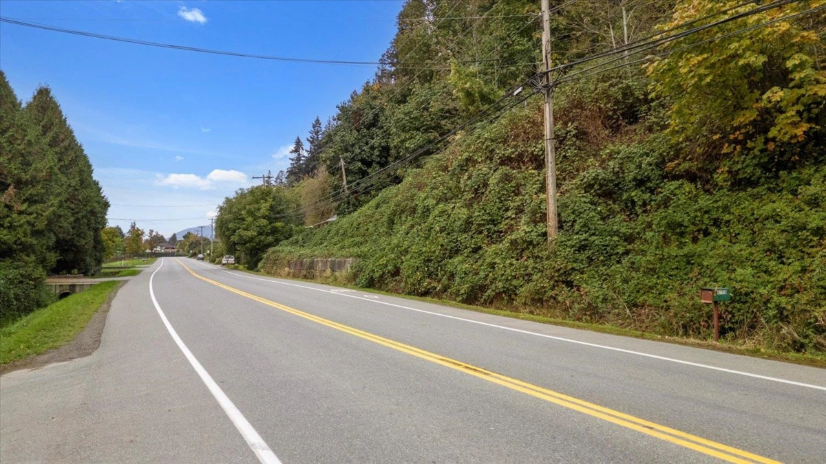 Laundry Room Photo of 47165 Yale Road, Chilliwack, BC