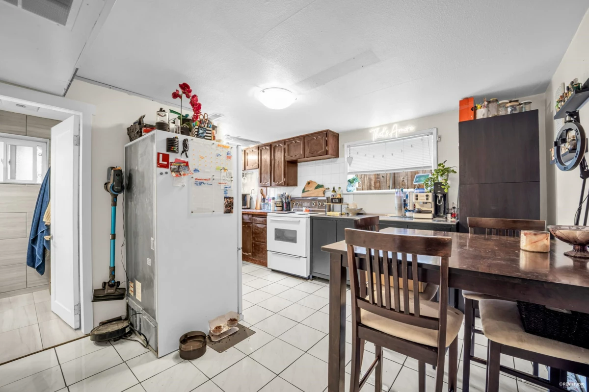 Basement Recreation Room Photo of 4307 Venables Street, Burnaby, BC