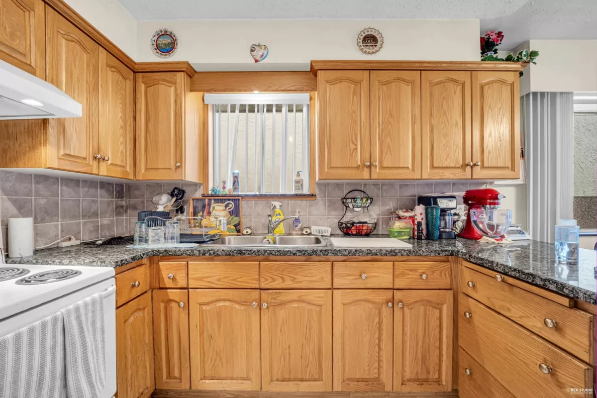 Dining Area Photo of 4307 Venables Street, Burnaby, BC