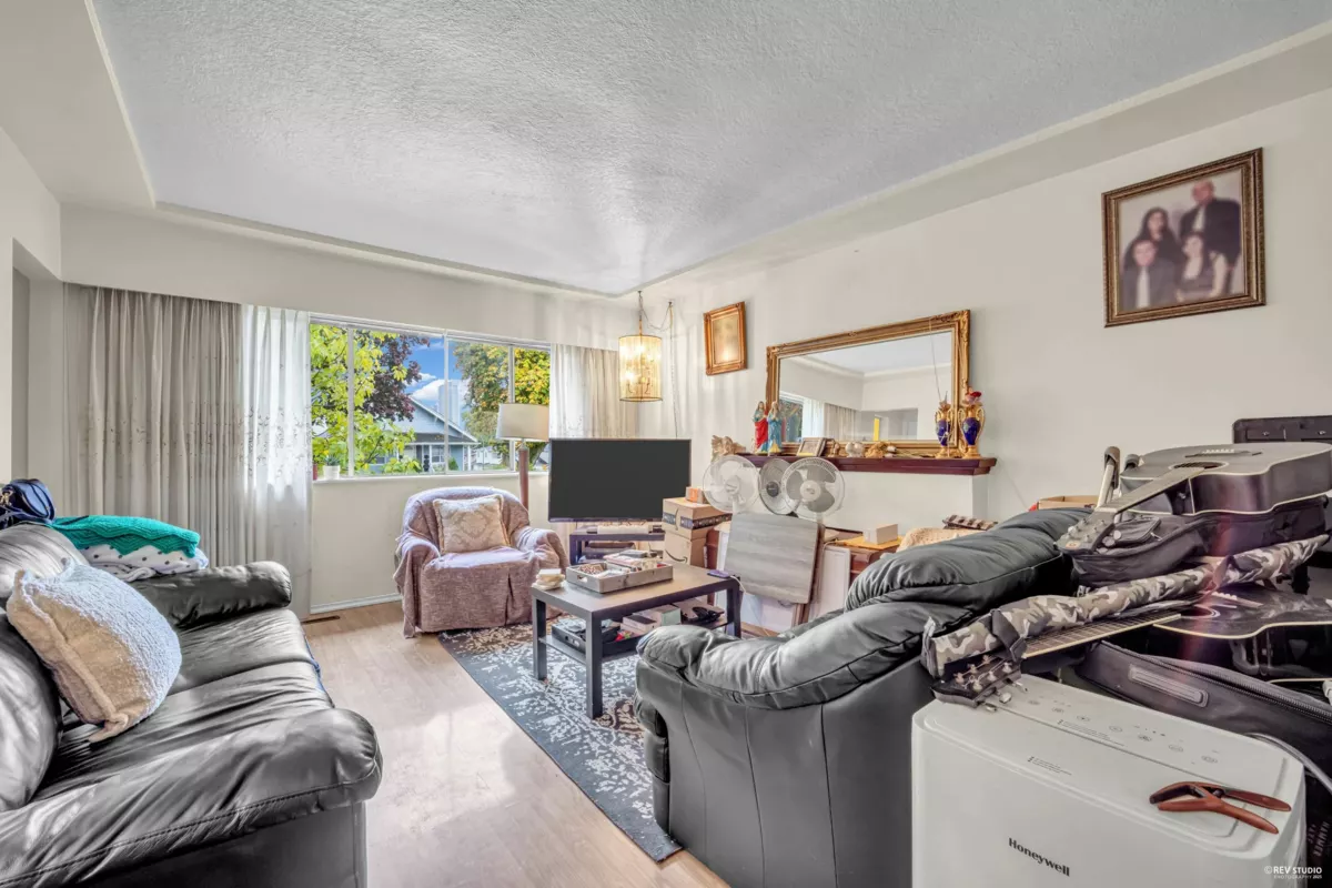 Living Room Photo of 4307 Venables Street, Burnaby, BC