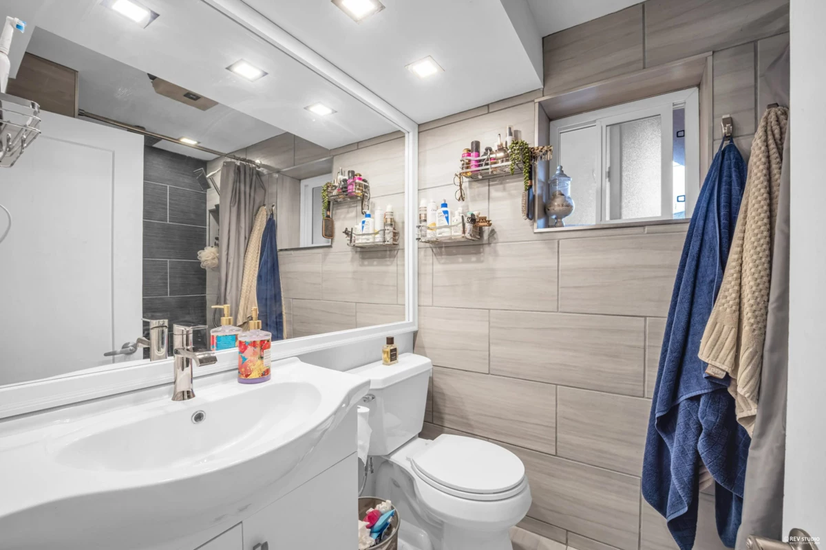 Loft / Bonus Room Photo of 4307 Venables Street, Burnaby, BC