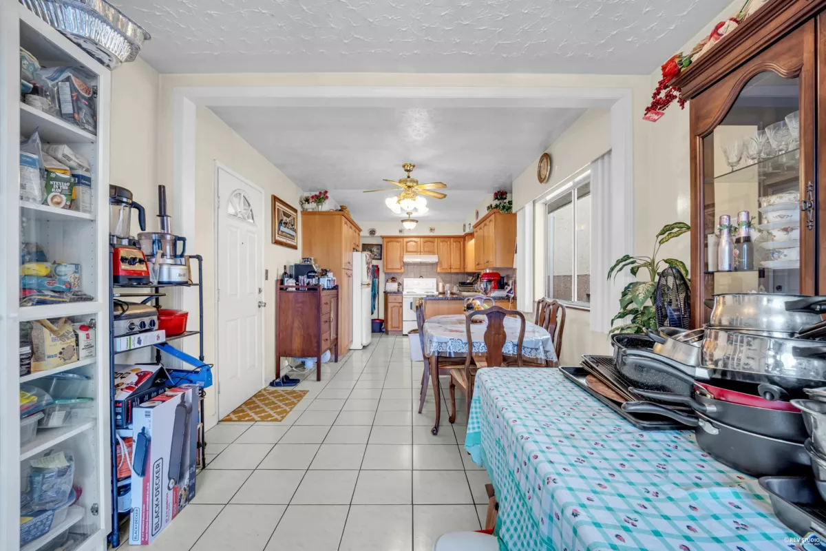 Pantry Photo of 4307 Venables Street, Burnaby, BC