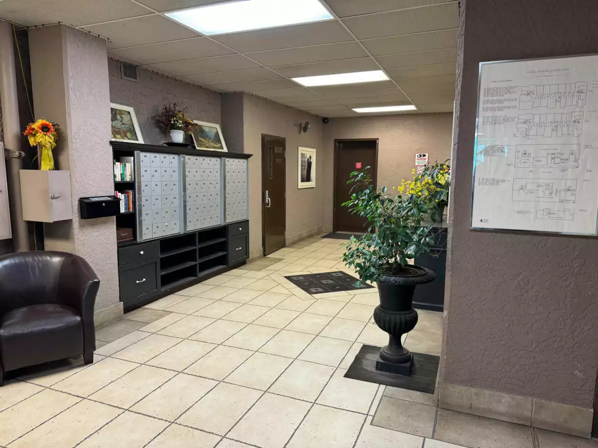 Exterior Rear Photo of 204 33165 2 Avenue, Mission, BC