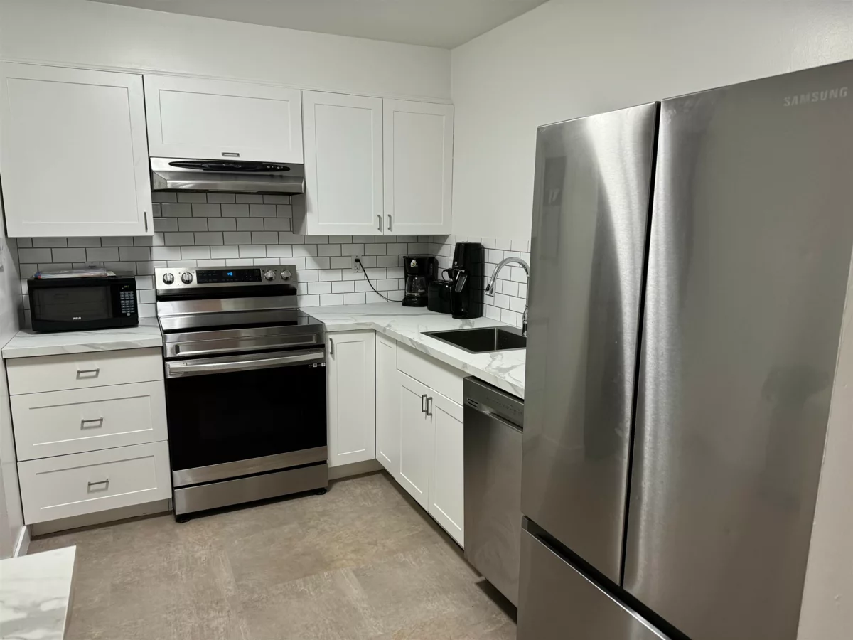 Kitchen Photo of 204 33165 2 Avenue, Mission, BC