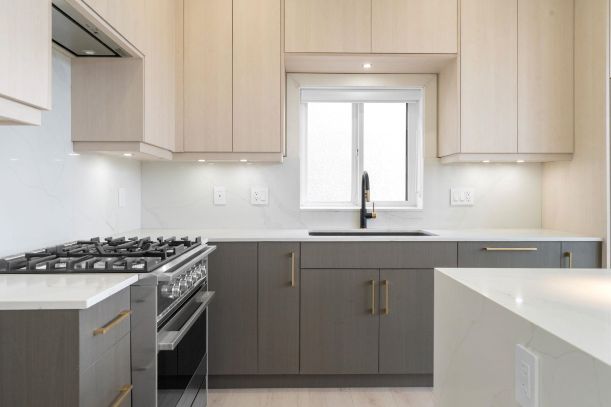 Loft / Bonus Room Photo of 2 3274 E 44th Avenue, Vancouver, BC