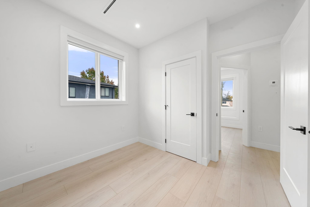 Street View Photo of 2 3274 E 44th Avenue, Vancouver, BC